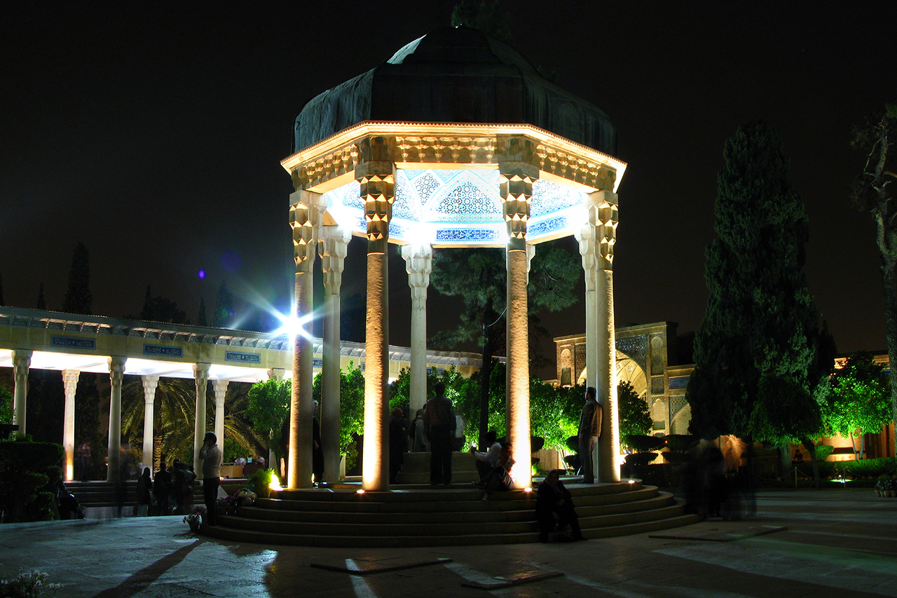  Tomb of Hafez (Hafeziye)